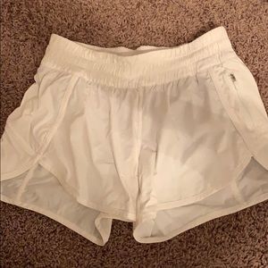 lululemon shorts size 6